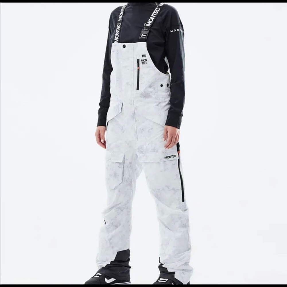 Womens medium snow bib Montec brand new with tags